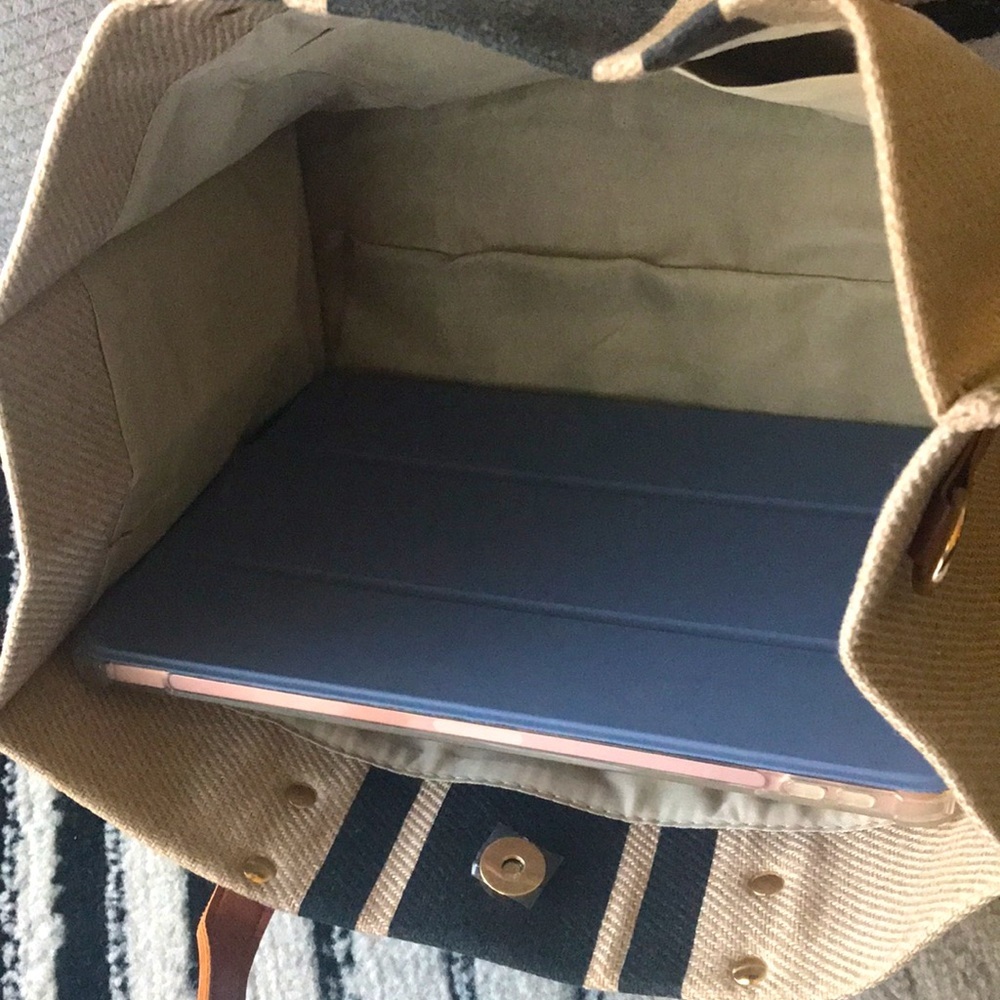 Free Gift With Purchase-Simple Stripe Large Capacity Canvas Tote - Picture 4 of 13